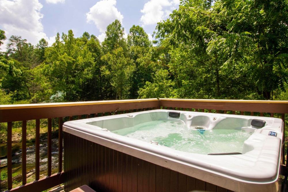 Smoky Waters Chalet